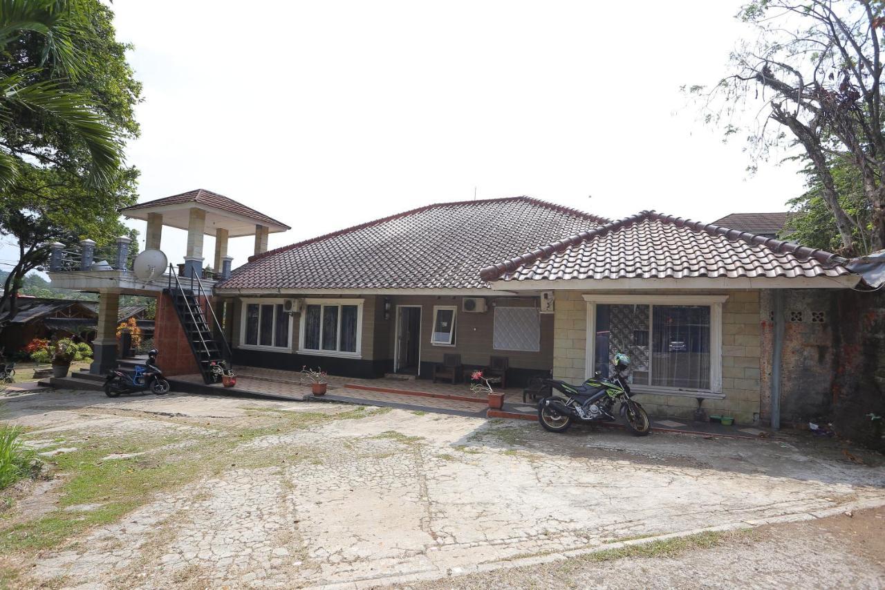 Reddoorz At Rck Megamendung Puncak Hotel Bagian luar foto